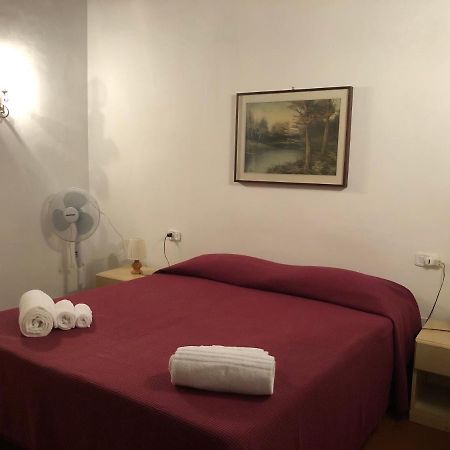 Agriturismo Santa Lorica Sassetta Eksteriør bilde