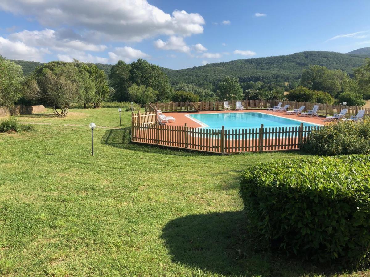 Agriturismo Santa Lorica Sassetta Eksteriør bilde