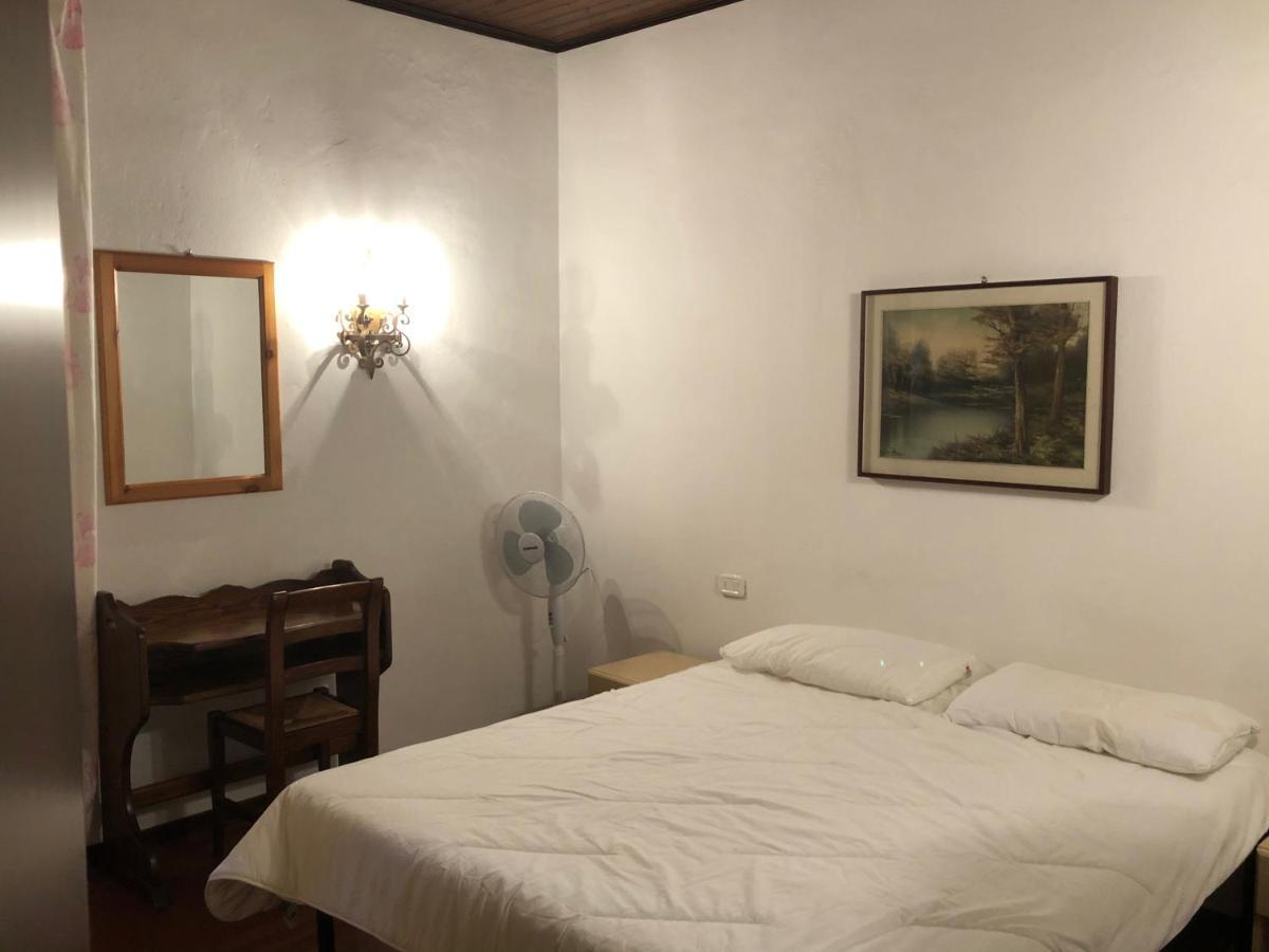Agriturismo Santa Lorica Sassetta Eksteriør bilde